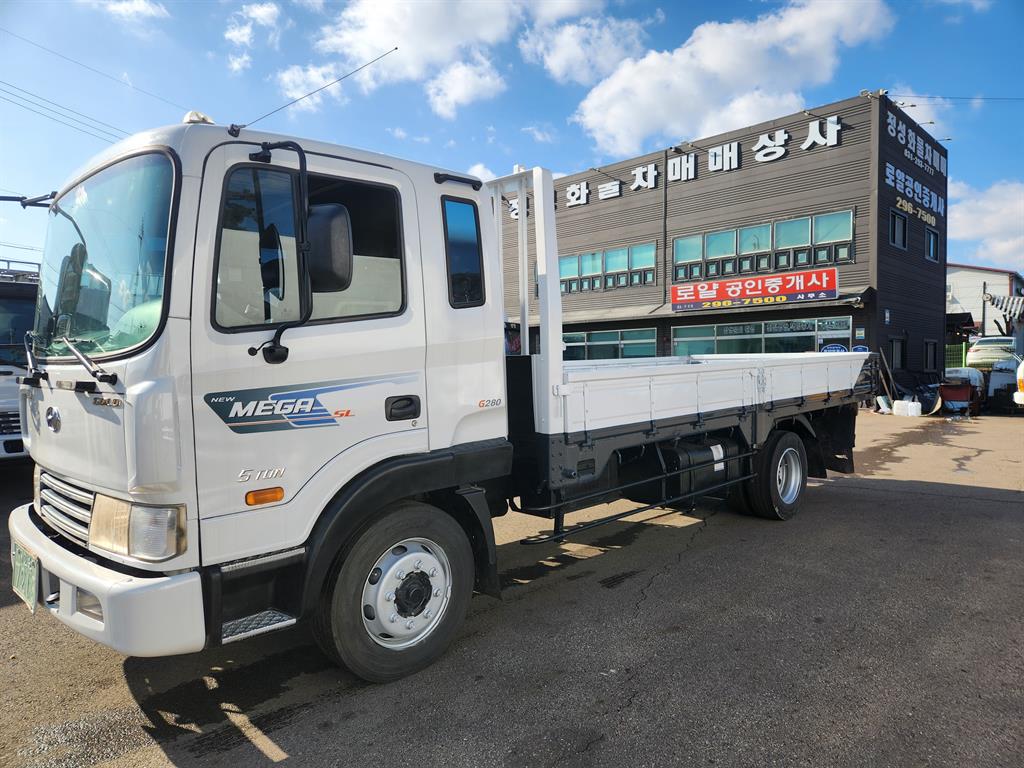 현대 메가트럭 카고 4.5톤 수동 - 중고 트럭 매물 이미지