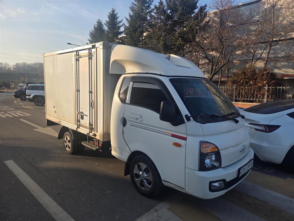 Hyundai Porter Super Cab/ Long Wheelbase/ CRDi Smart