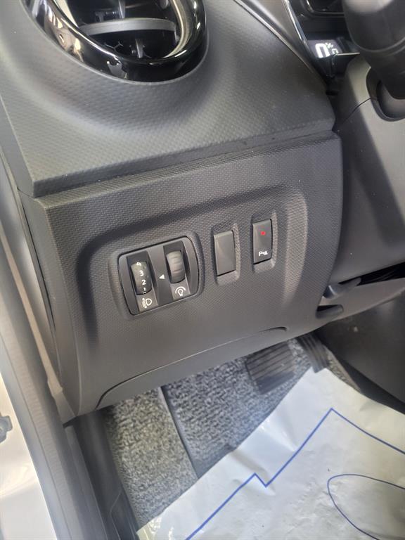 Renault QM3 Diesel 1.5 LE 10