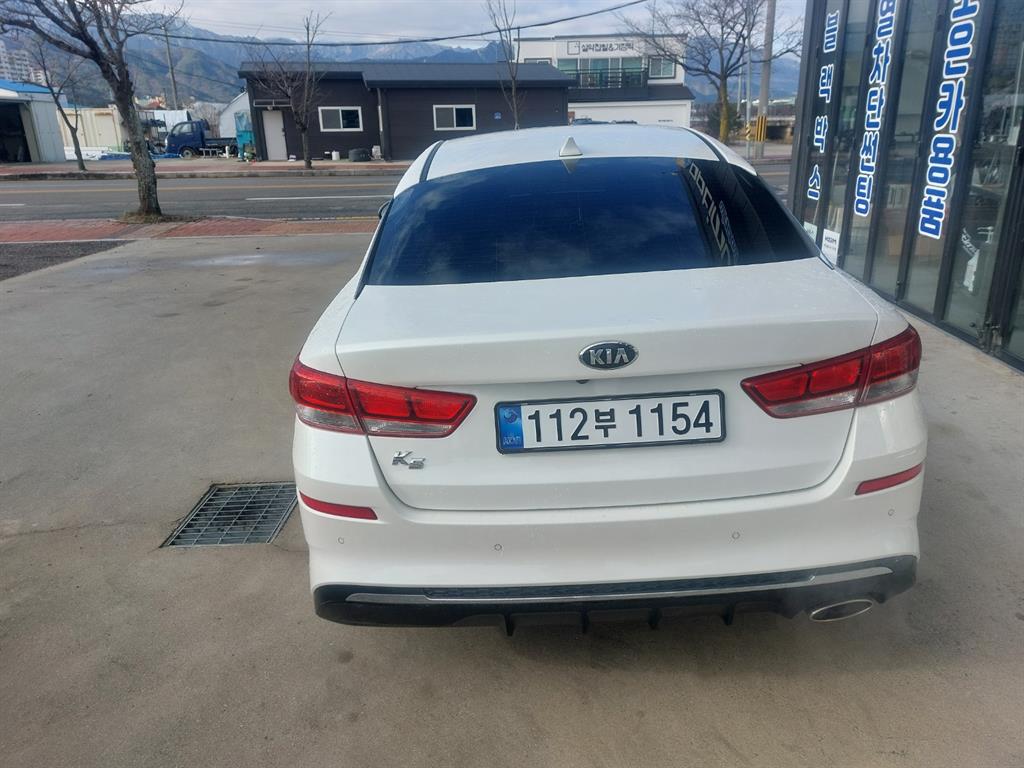 Kia K5 LPI 2.0 Luxury 6