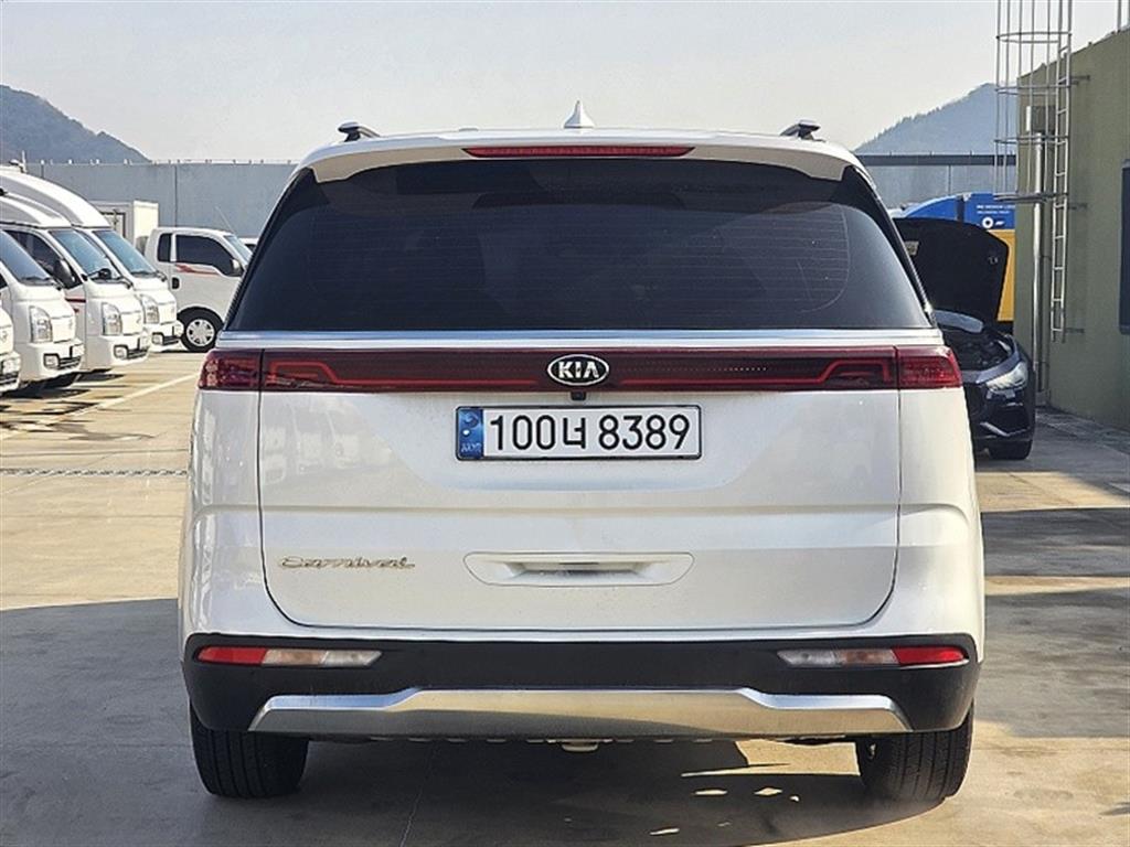 Kia Carnival Diesel Noblesse 7