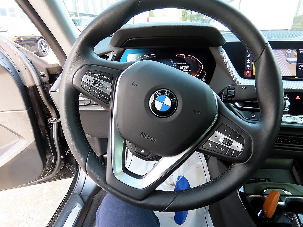 BMW 2 Series 220i Gran Coupe Sport 9