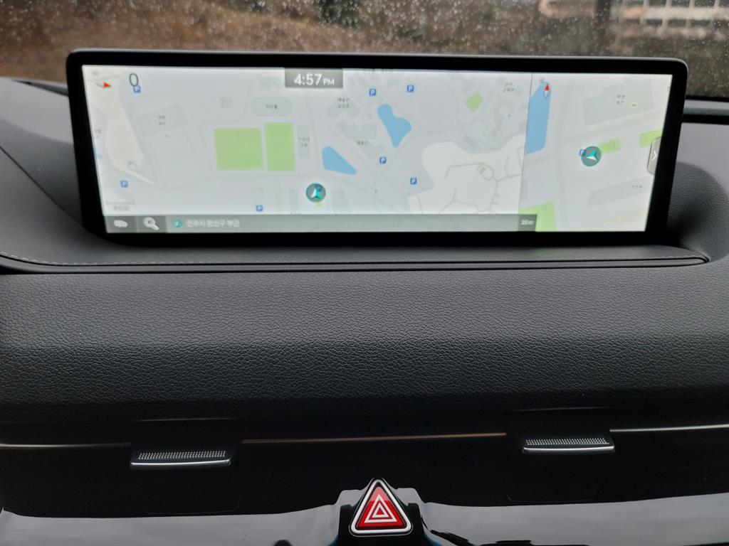 Genesis G80 2.5 Gasoline Turbo AWD 10