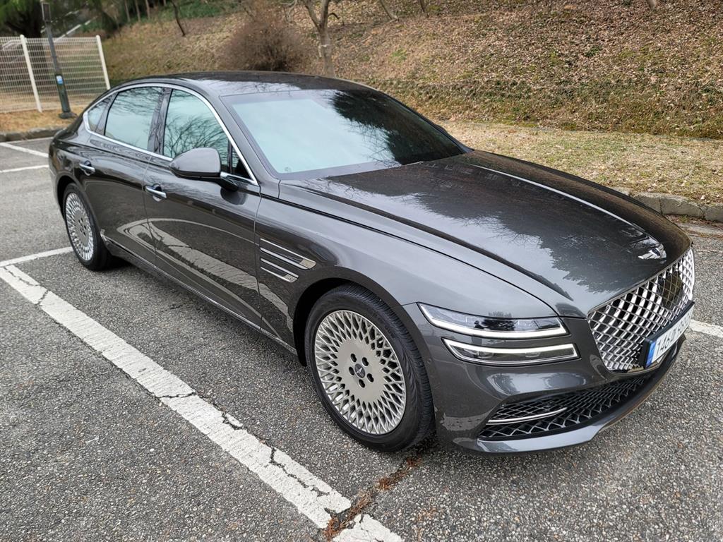 Genesis G80 2.5 Gasoline Turbo AWD 2