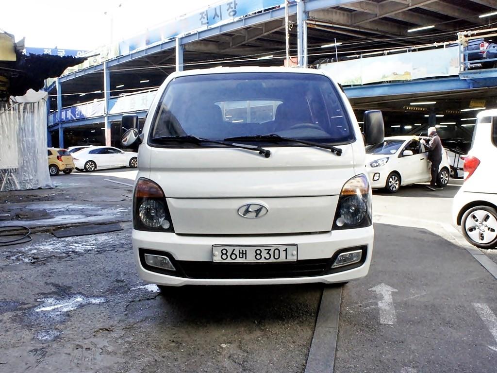 Hyundai Porter 1.0 Ton/ Double Cab/ Long Wheelbase/ CRDi Super