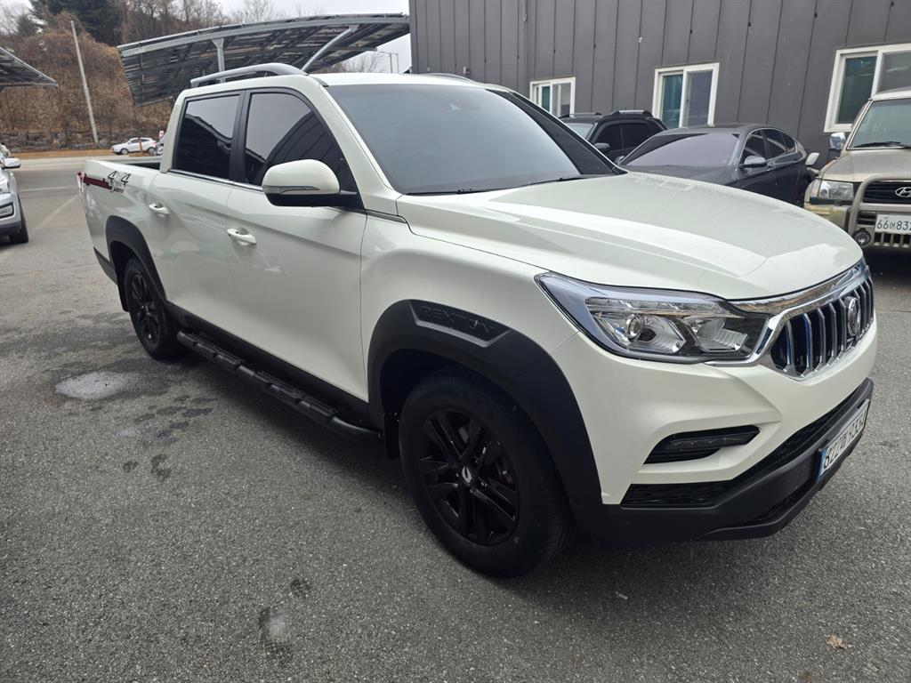 KG Mobility (Ssangyong) Rexton Diesel 2.2 4WD 5 Link Dynamic Edition 3