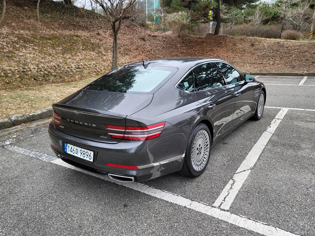 Genesis G80 2.5 Gasoline Turbo AWD 8
