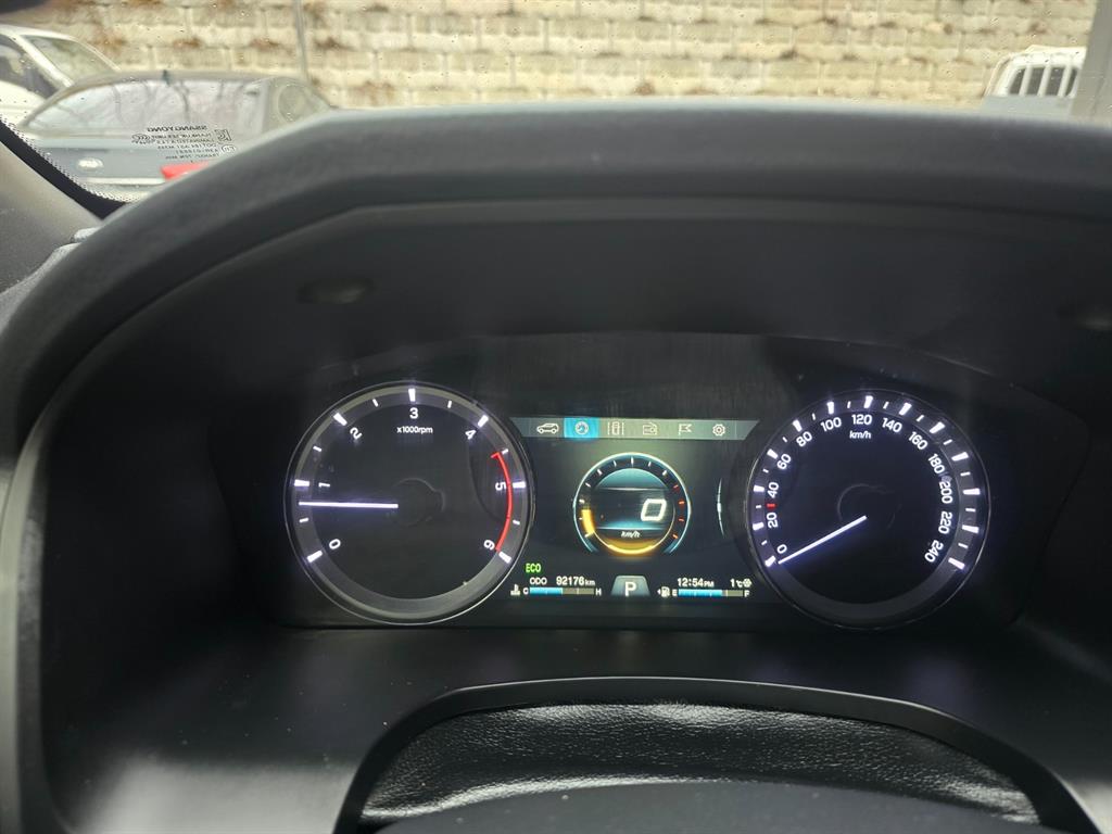 KG Mobility (Ssangyong) Rexton Diesel 2.2 4WD 5 Link Dynamic Edition 8