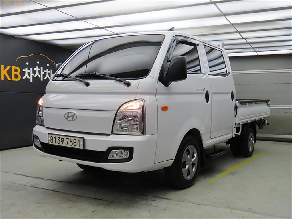 Hyundai Porter 1.0 Ton/ Double Cab/ Long Wheelbase Smart