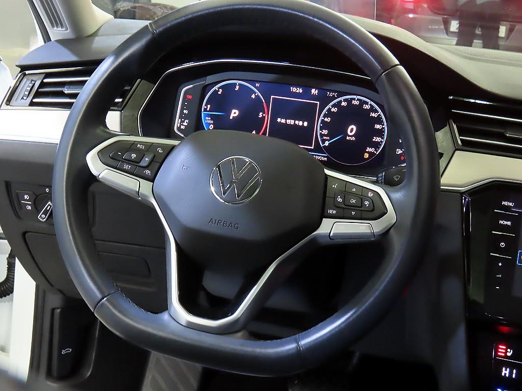 Volkswagen Passat 2.0 TDI Prestige 9