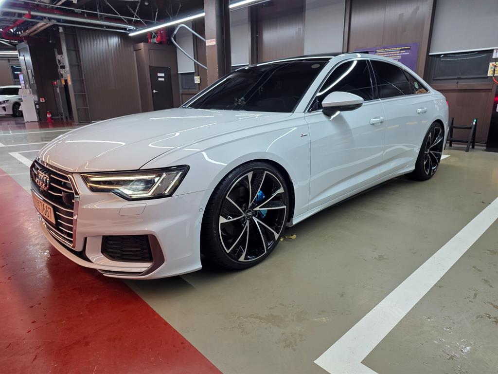 Audi A6 45 TDI Quattro Premium 4