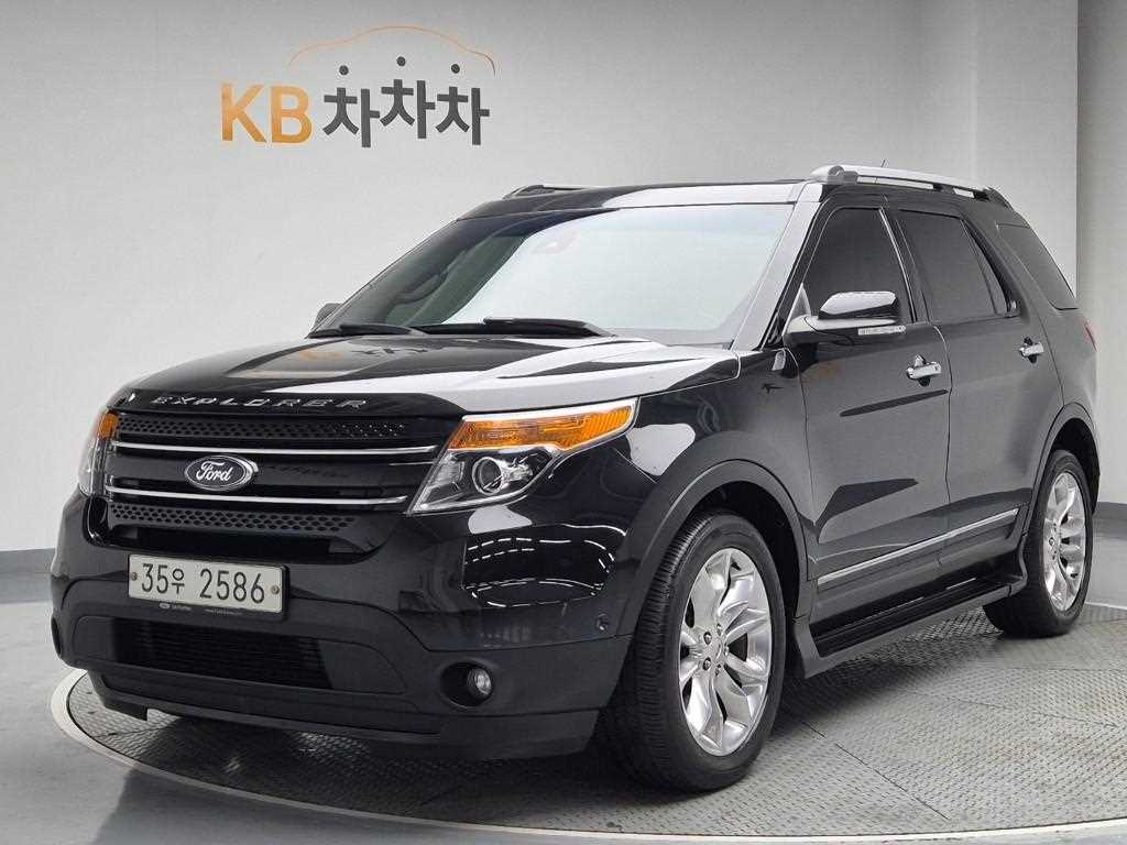 Ford Explorer 3.5 Limited 4WD 2