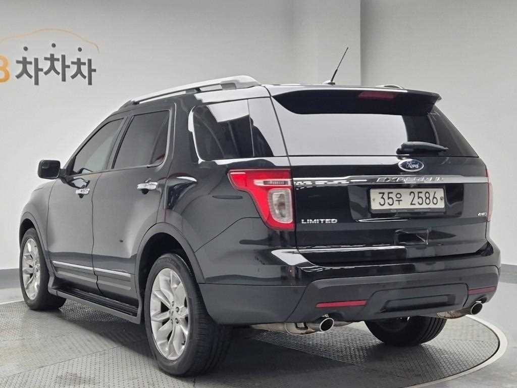 Ford Explorer 3.5 Limited 4WD 3