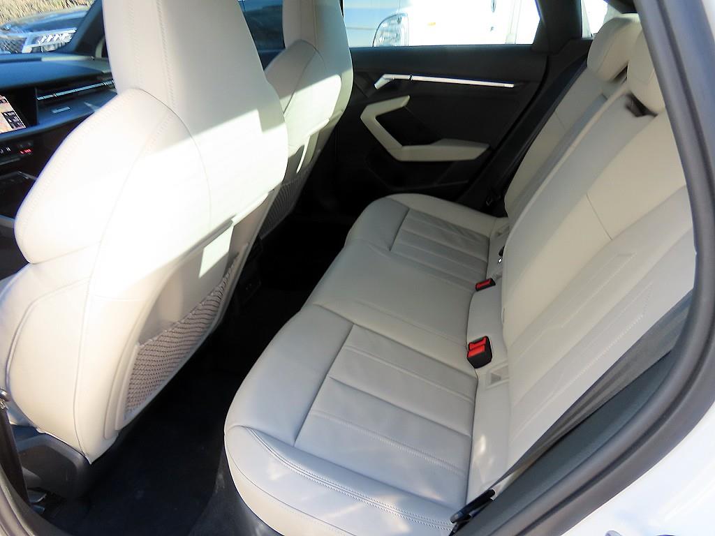 Audi A3 40 TFSI Premium 7
