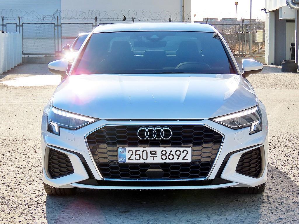 Audi A3 40 TFSI Premium