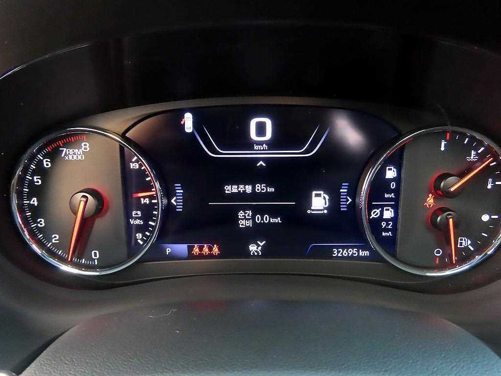 Chevrolet Malibu Gasoline 2.0 Turbo Perfect Black 10