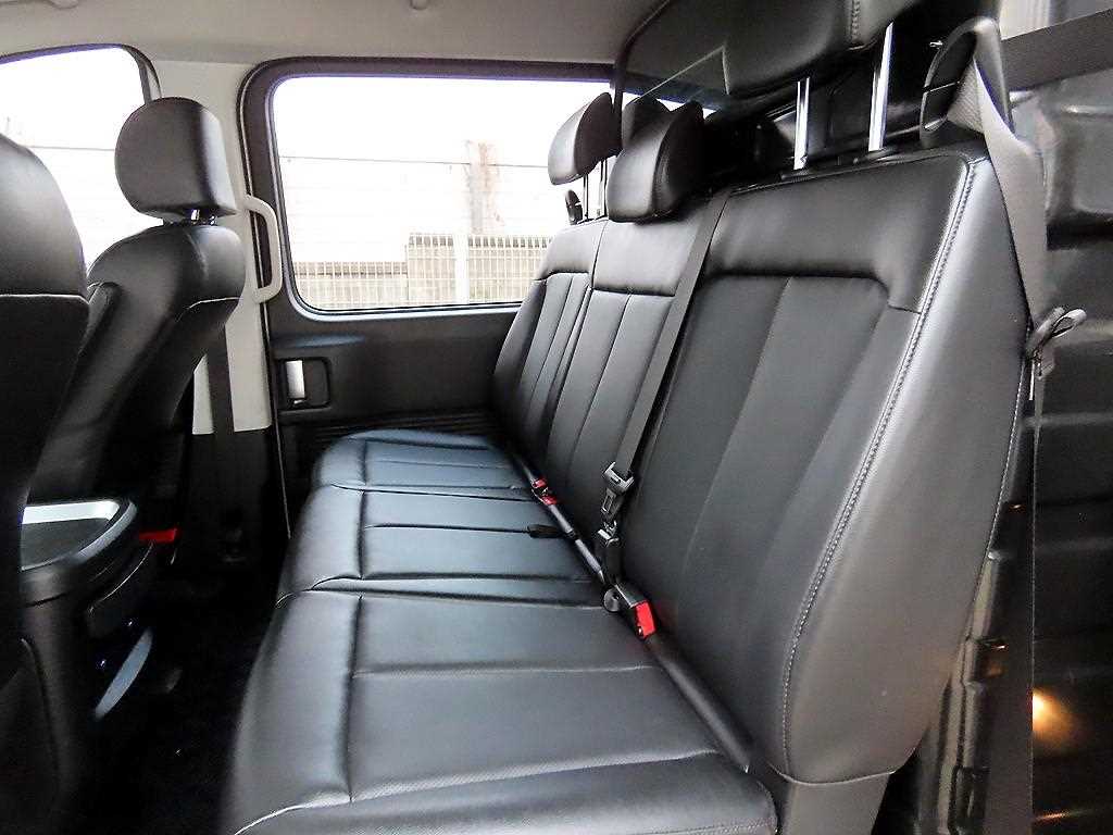 Hyundai Staria 2WD Diesel Cargo Modern 7