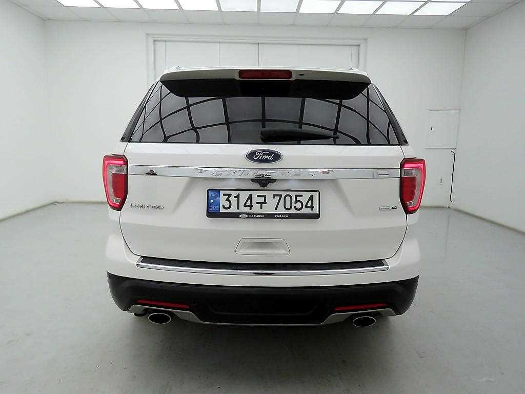 Ford Explorer 2.3 EcoBoost Limited 4WD 4