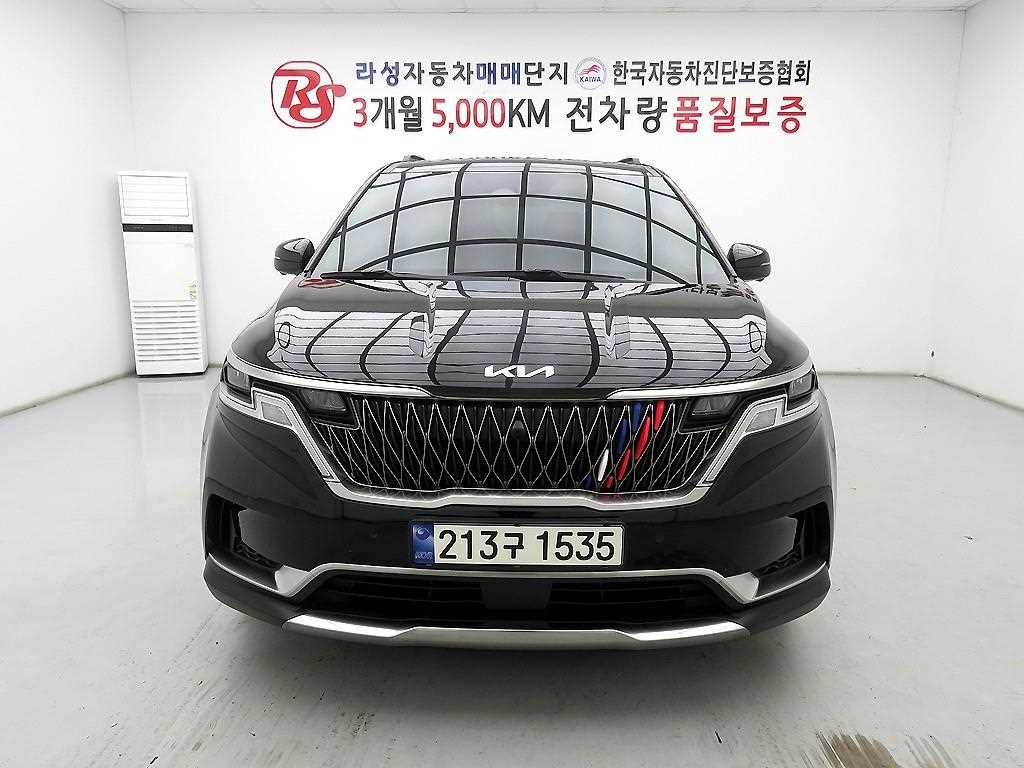 Kia Carnival Diesel Signature