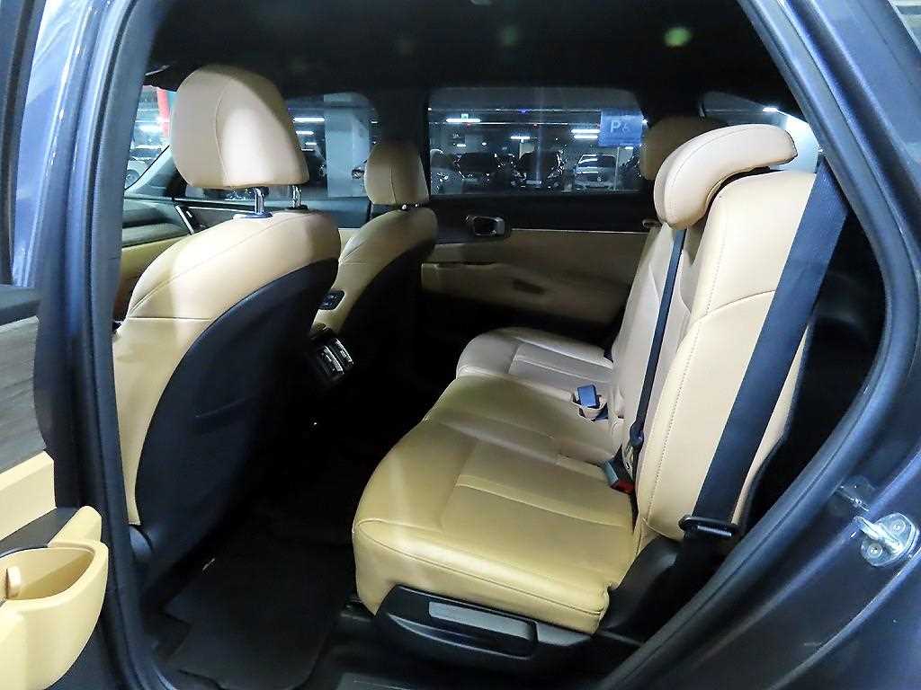 Kia Sorento HEV 1.6 2WD Prestige 8