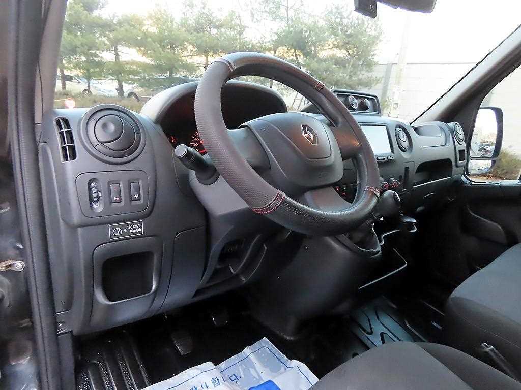 Renault Master 2.3 9