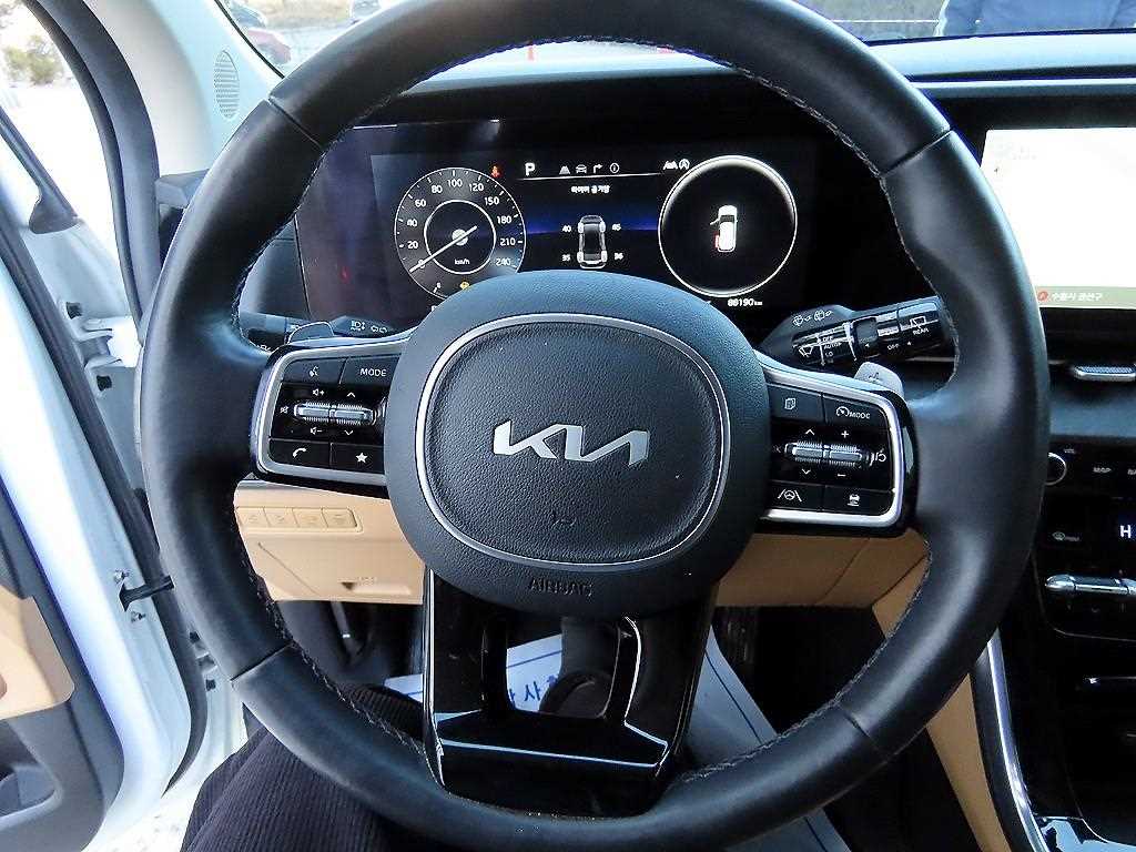 Kia Carnival Diesel Noblesse 9