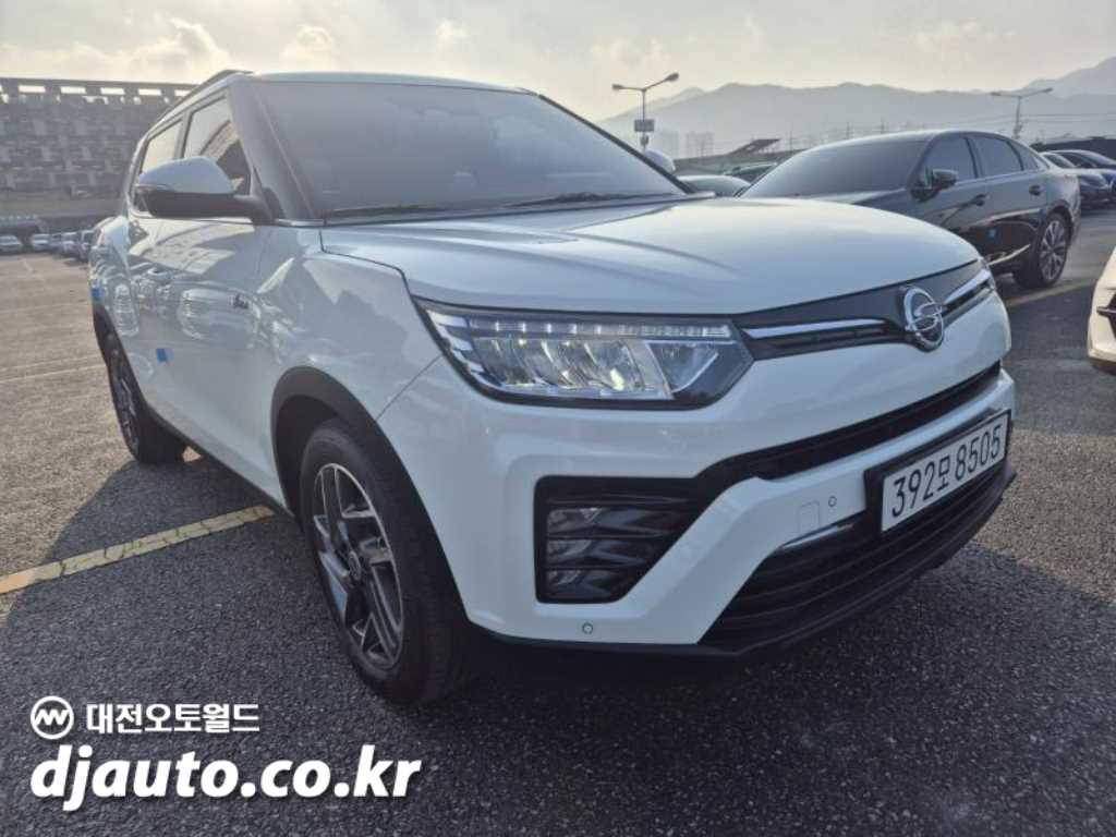 KG Mobility (Ssangyong) Tivoli 2WD Gasoline 1.5 V3 4