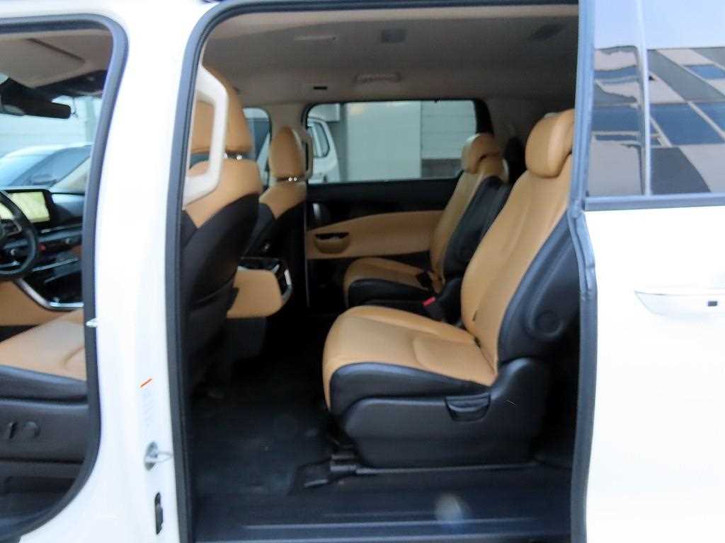 Kia Carnival Diesel Noblesse 7