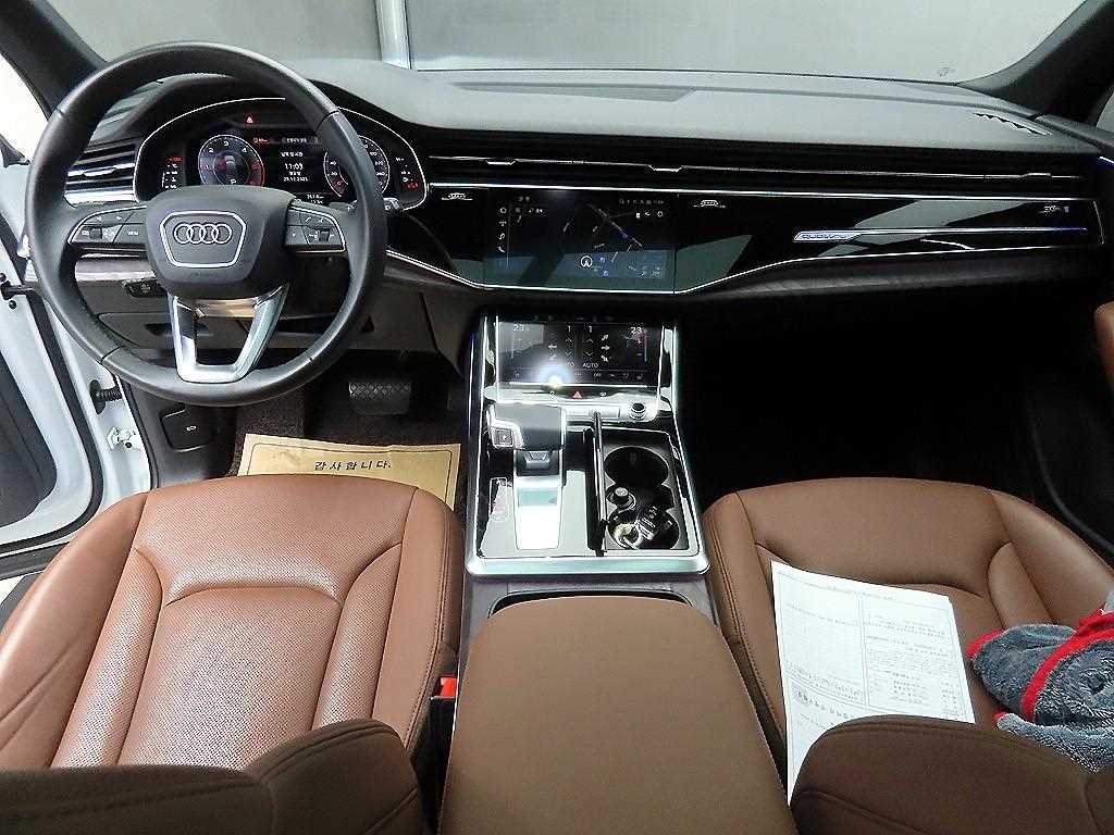 Audi Q7 45 TDI Quattro Premium 8