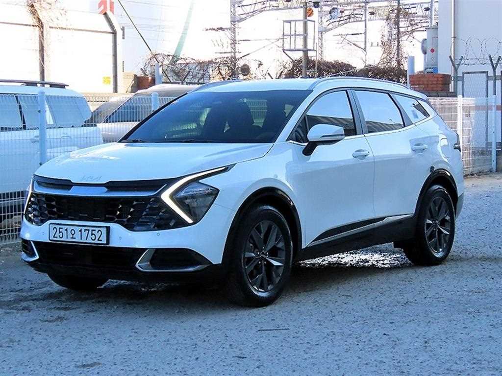 Kia Sportage 1.6 Gasoline 2WD Noblesse — фото 2