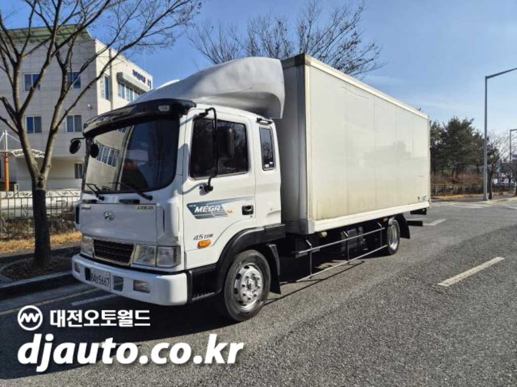 현대 슈퍼트럭 250 냉동탑 5톤 수동 - 중고 트럭 매물 이미지