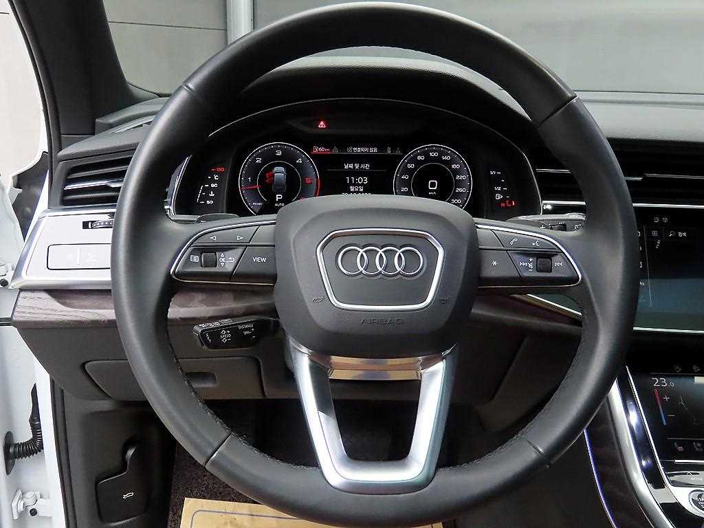 Audi Q7 45 TDI Quattro Premium 10