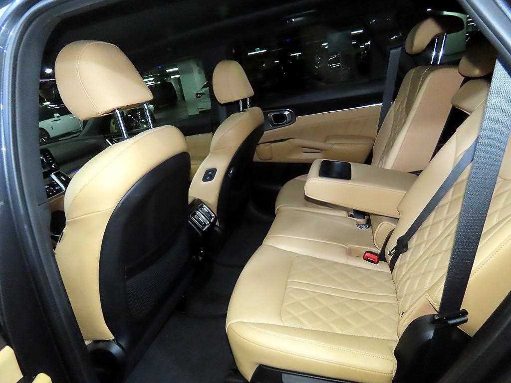 Kia Sorento HEV 1.6 2WD Signature 8