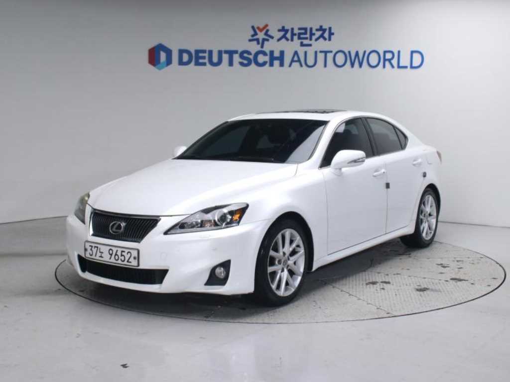 IS250 STD 2011년식