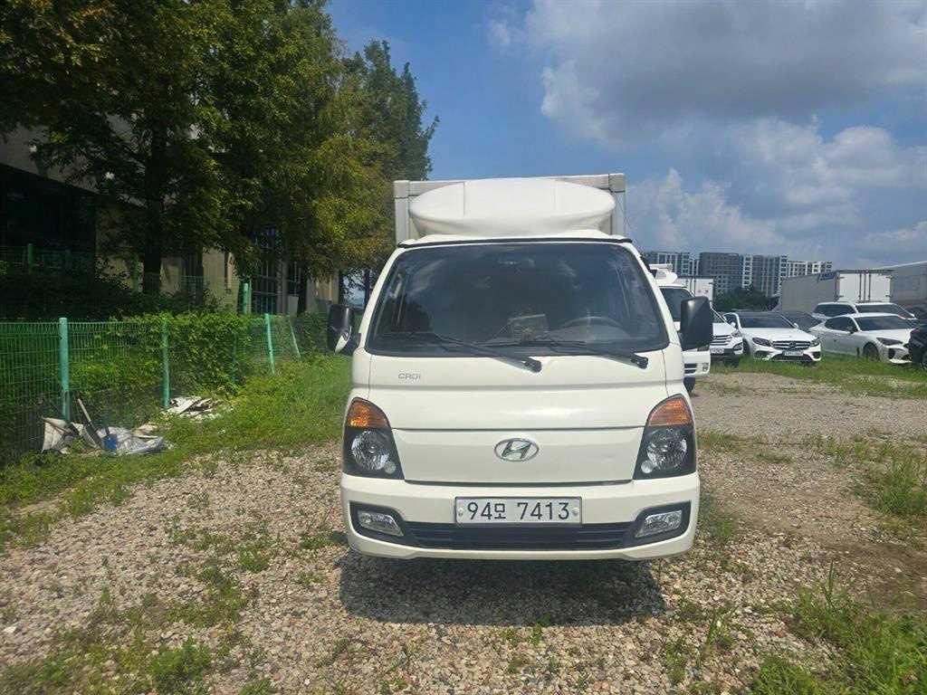 Hyundai Porter Super Cab/ Long Wheelbase 3