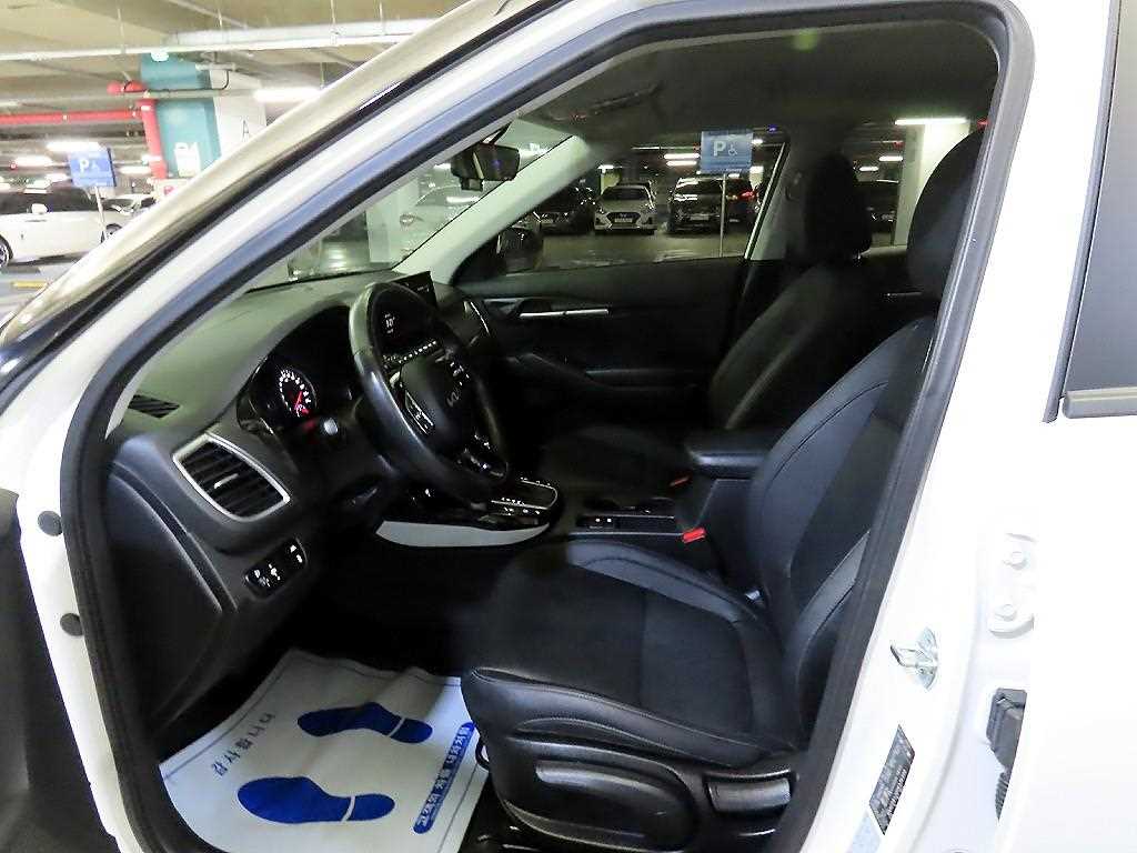 Kia Seltos Gasoline 1.6 Turbo 2WD Prestige 7