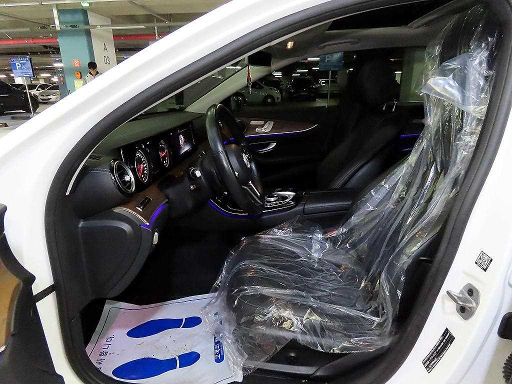 Mercedes-Benz E-Class E220d 4MATIC Exclusive 7