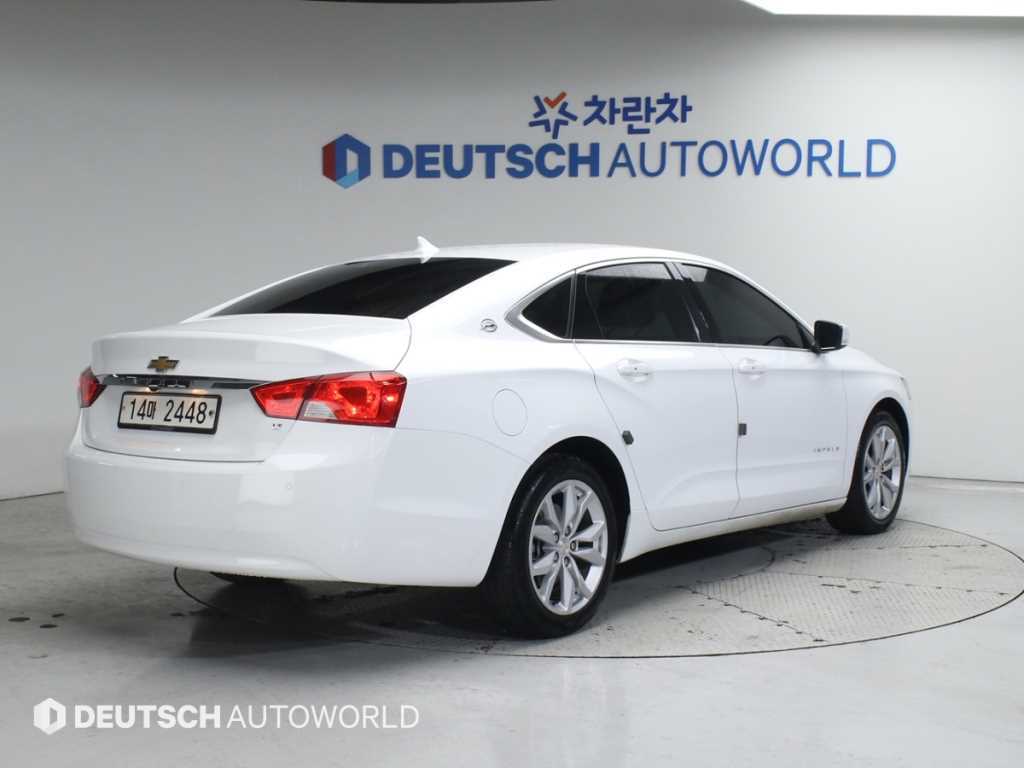 Chevrolet Impala 2.5 LT 3