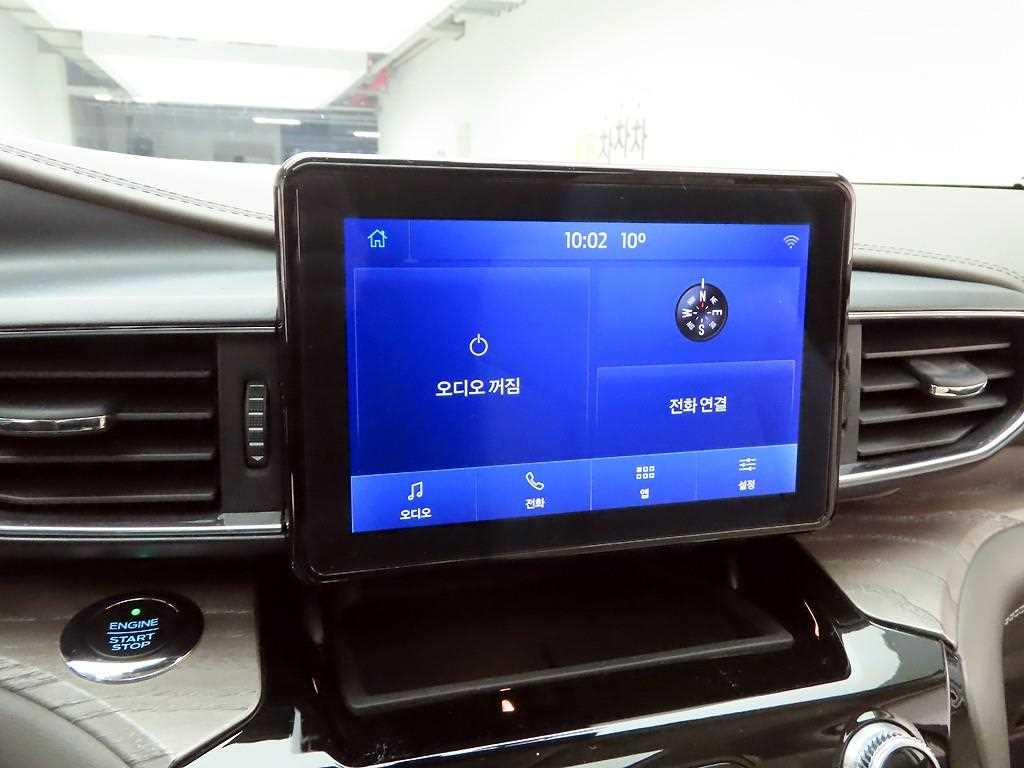 Ford Explorer 3.0 AWD Platinum 10