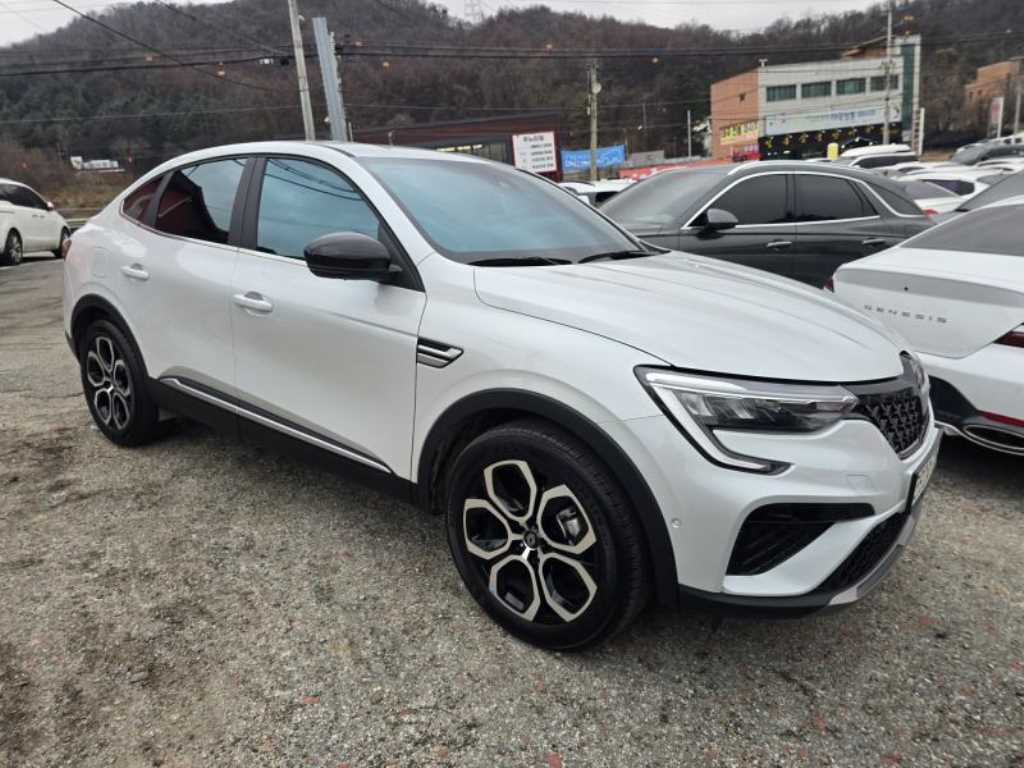 Renault Arkana 1.6 GTe E-TECH Iconic — фото 3