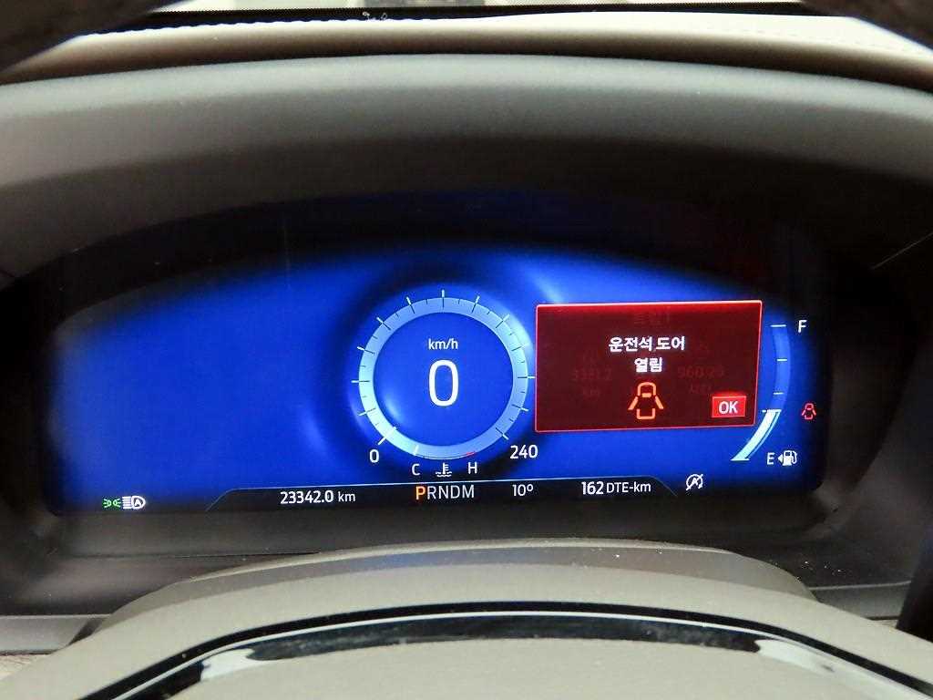 Ford Explorer 3.0 AWD Platinum 7