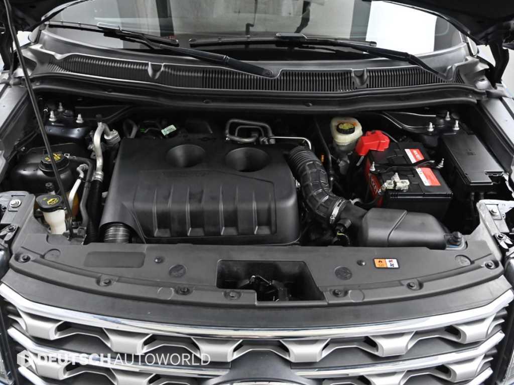 Ford Explorer 2.3 EcoBoost Limited 4WD 7