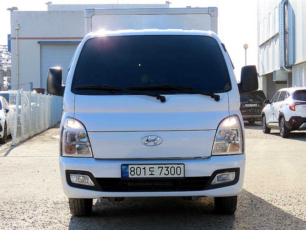 Hyundai Porter Double Cab/ Long Wheelbase/ CRDi Smart