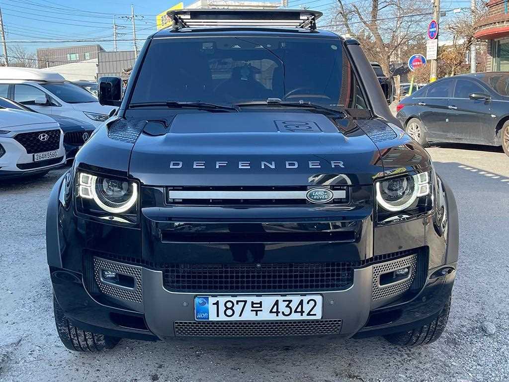 랜드로버 디펜더 130 D300 X-Dynamic SE 사진 2/20
