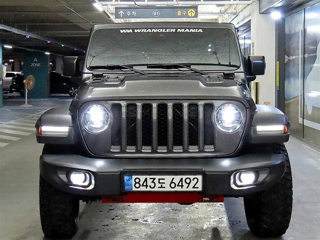 지프 글래디에이터 3.6 루비콘 4WD 사진 2/20