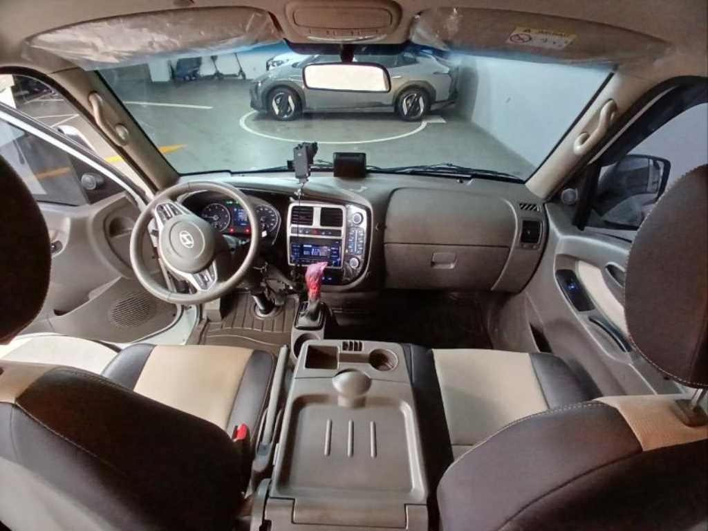 Hyundai Porter Double Cab/ Long Wheelbase Smart 7