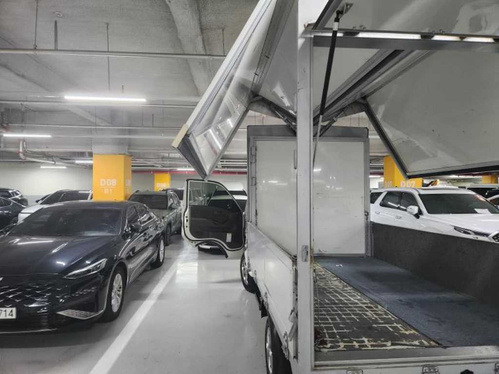 Hyundai Porter Base Type 8