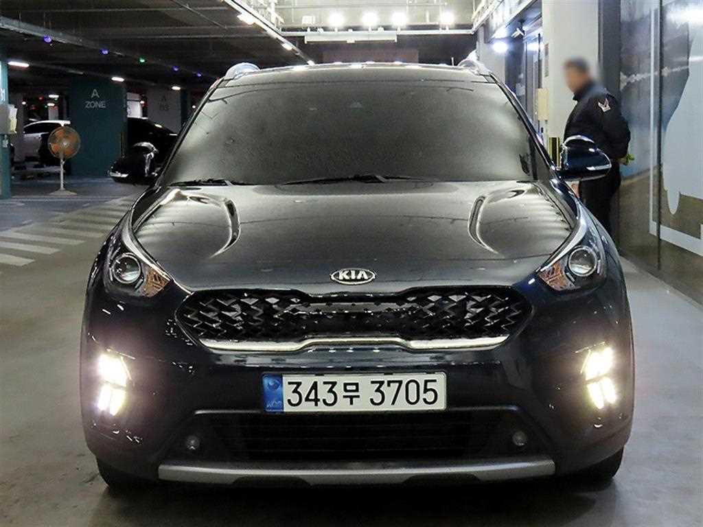Kia Niro 1.6 HEV Luxury 3