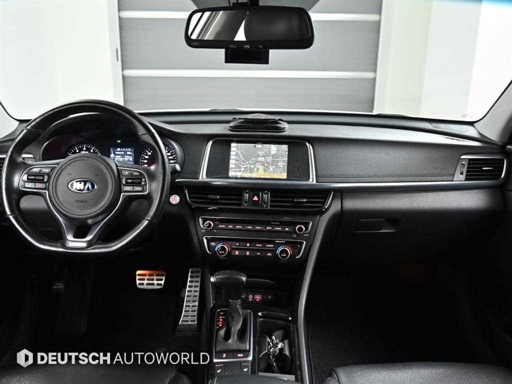 Kia K5 2.0 Prestige 8