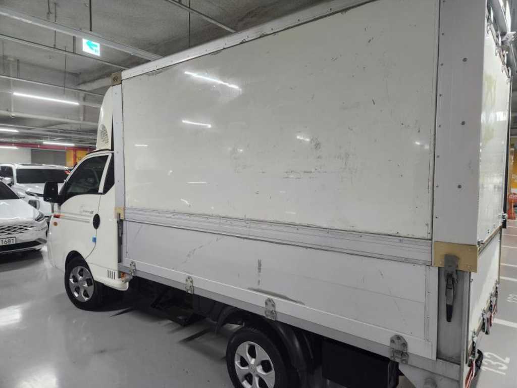 Hyundai Porter Base Type 4